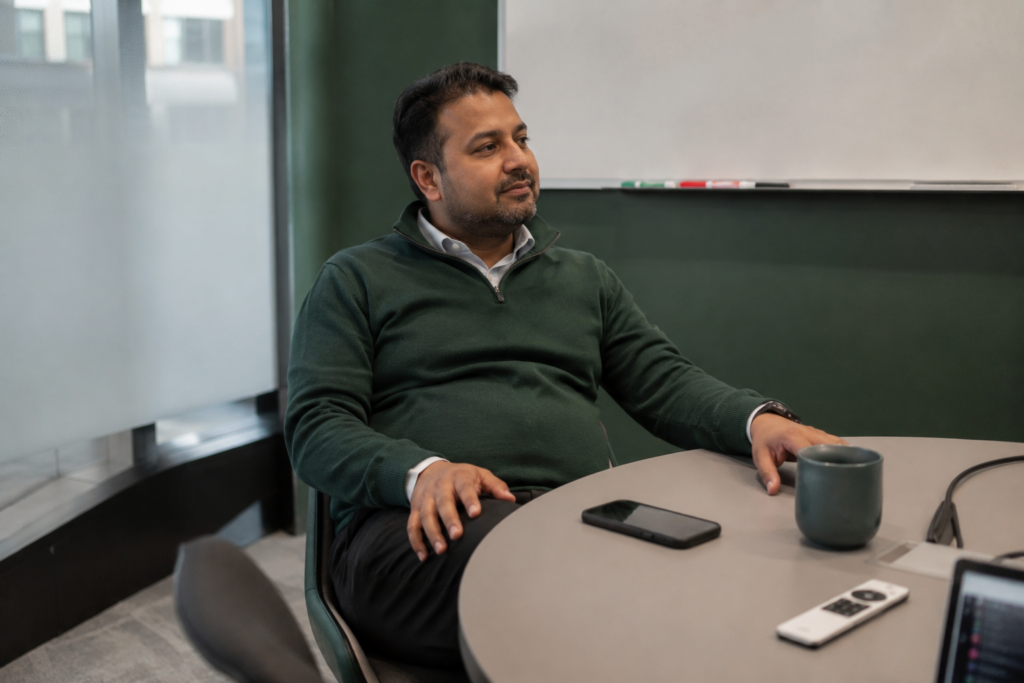 The Quarter-Zip Fleece That Works in a Smart Casual Office

